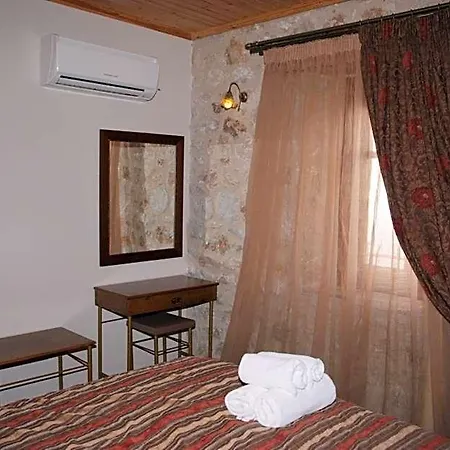 Otel Anigraia