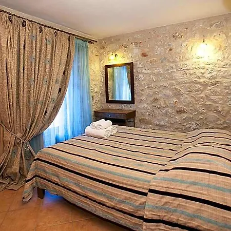 Anigraia Otel 3*
