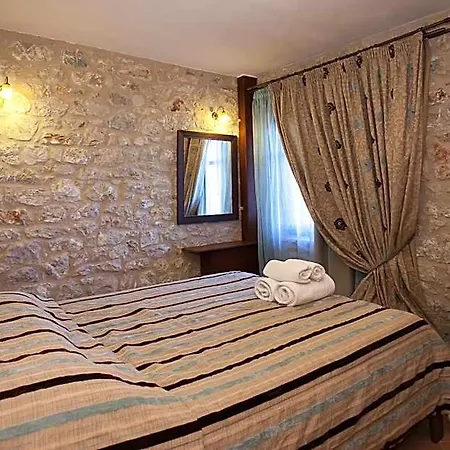 Otel Anigraia