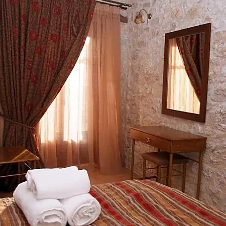 Otel Anigraia