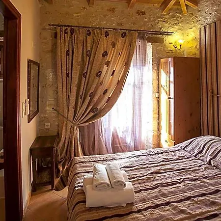 Otel Anigraia 3*
