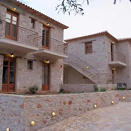 Anigraia Otel Ástros